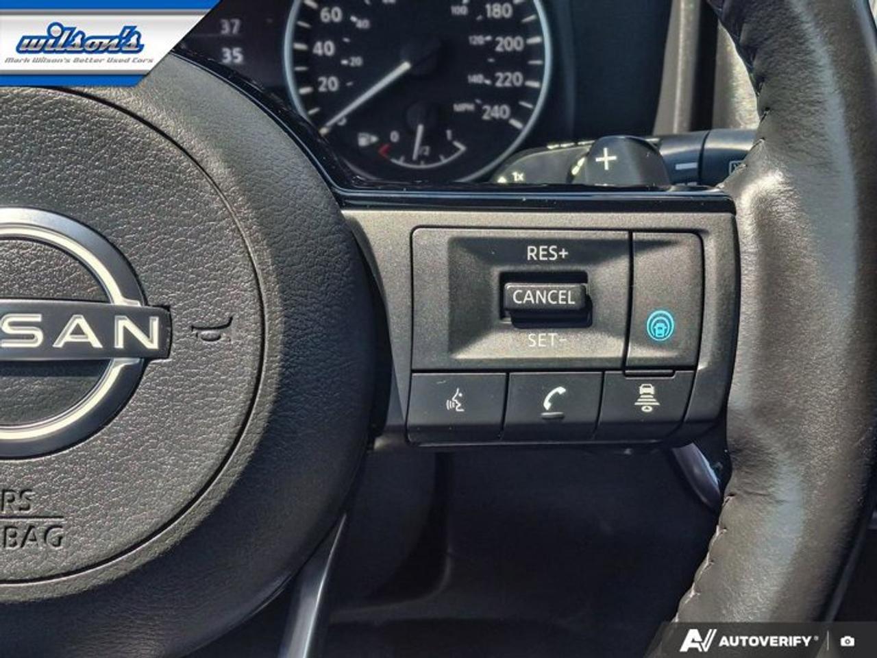 2022 Nissan Rogue SV Premium AWD | Leather | Sunroof | 360 Camera | Heated Steering + Seats | CarPlay + Android & More Photo