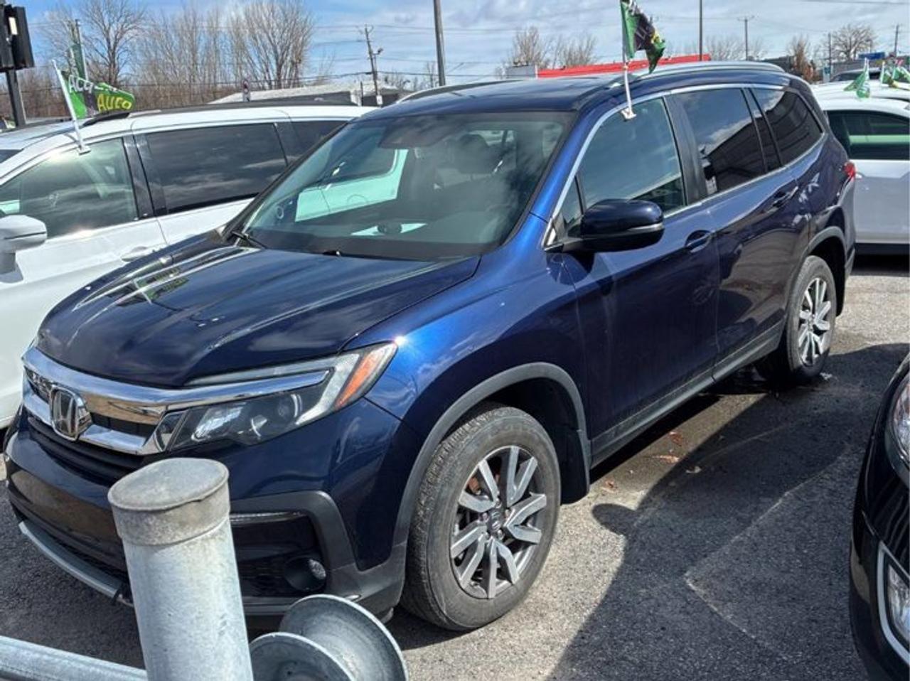 2020 Honda Pilot EX AWD | Sunroof | Adaptive Cruise | Heated Seats | CarPlay + Android | Rear Camera | and More ! Photo