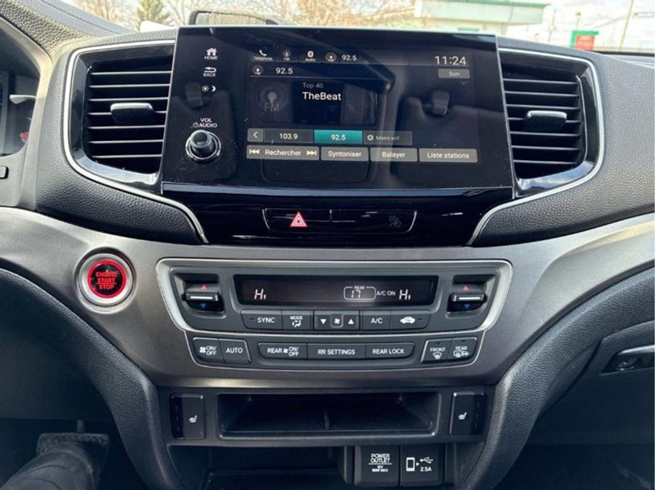 2020 Honda Pilot EX AWD | Sunroof | Adaptive Cruise | Heated Seats | CarPlay + Android | Rear Camera | and More ! Photo