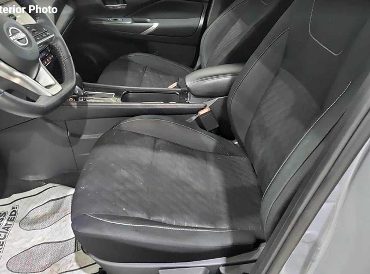 2024 Nissan Kicks SV | Heated Wheel + Seats | Intelligent Cruise | Remote Start | CarPlay + Android | Photo2