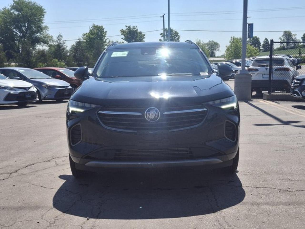 2022 Buick Envision Preferred AWD | Sport Touring | Sunroof | Heated Wheel + Seats | CarPlay and More ! Photo