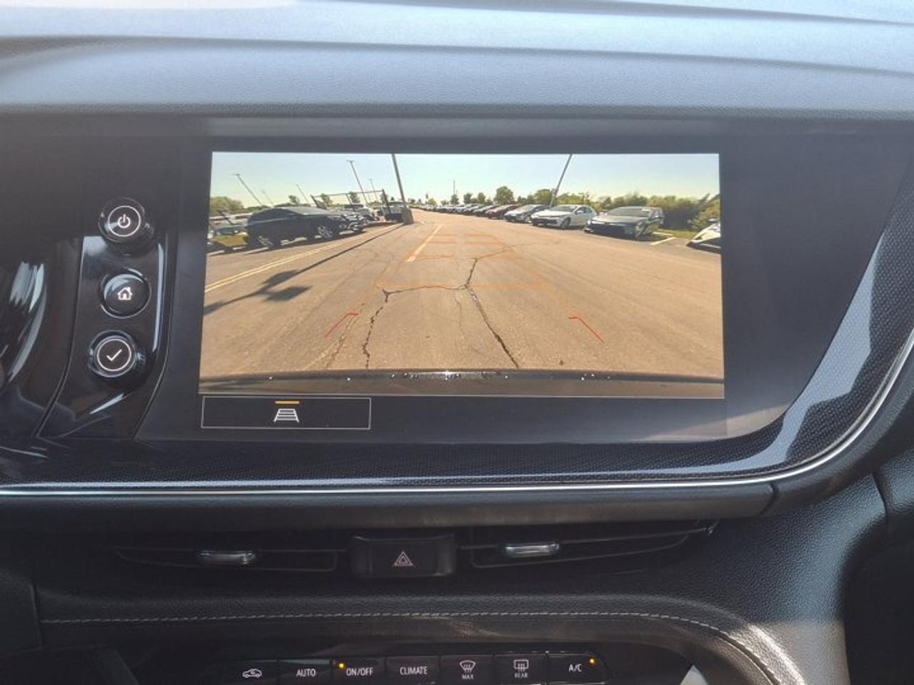 2022 Buick Envision Preferred AWD | Sport Touring | Sunroof | Heated Wheel + Seats | CarPlay and More ! Photo