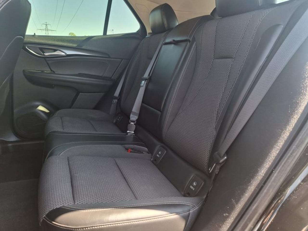 2022 Buick Envision Preferred AWD | Sport Touring | Sunroof | Heated Wheel + Seats | CarPlay and More ! Photo