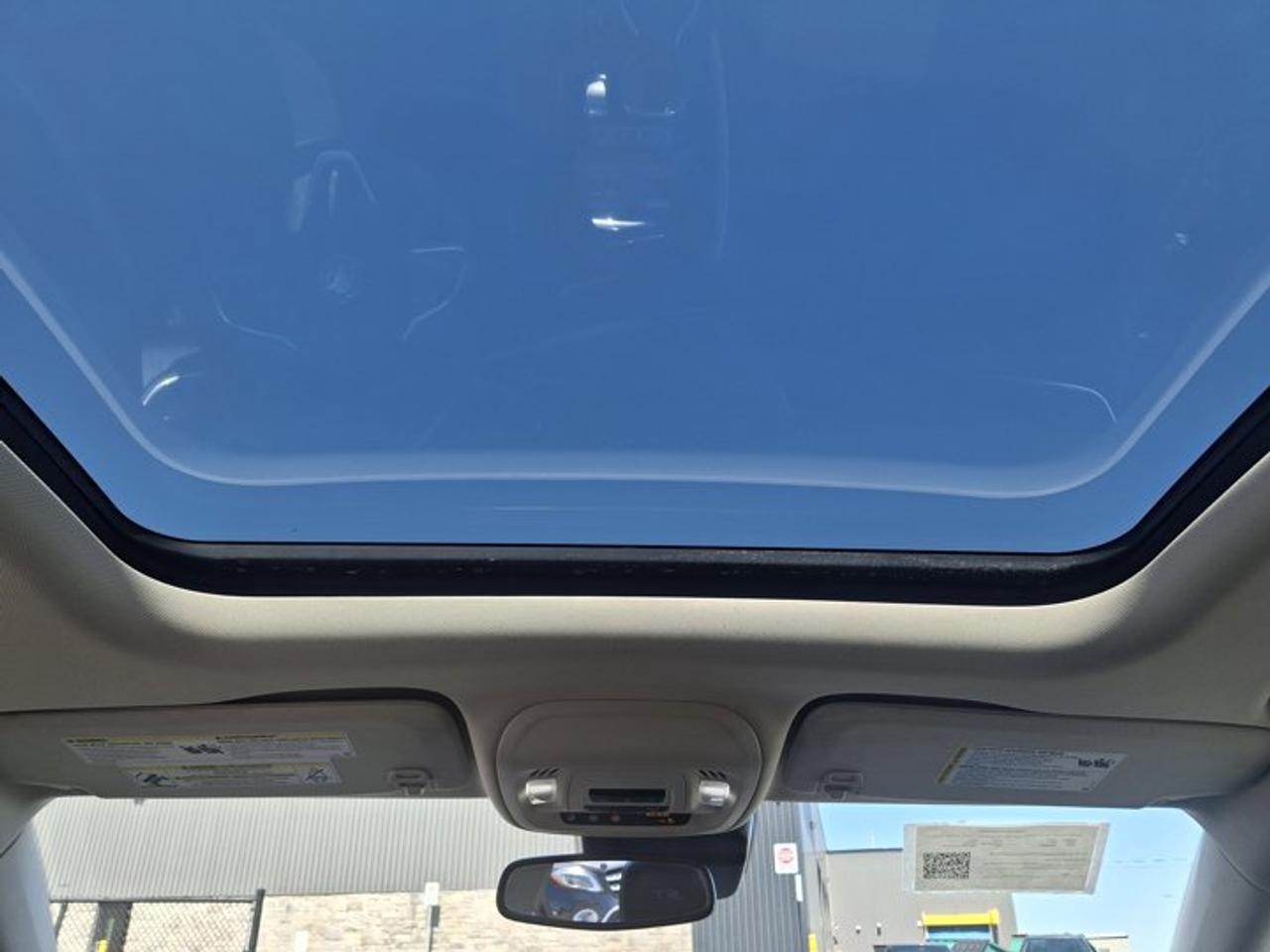 2022 Buick Envision Preferred AWD | Sport Touring | Sunroof | Heated Wheel + Seats | CarPlay and More ! Photo
