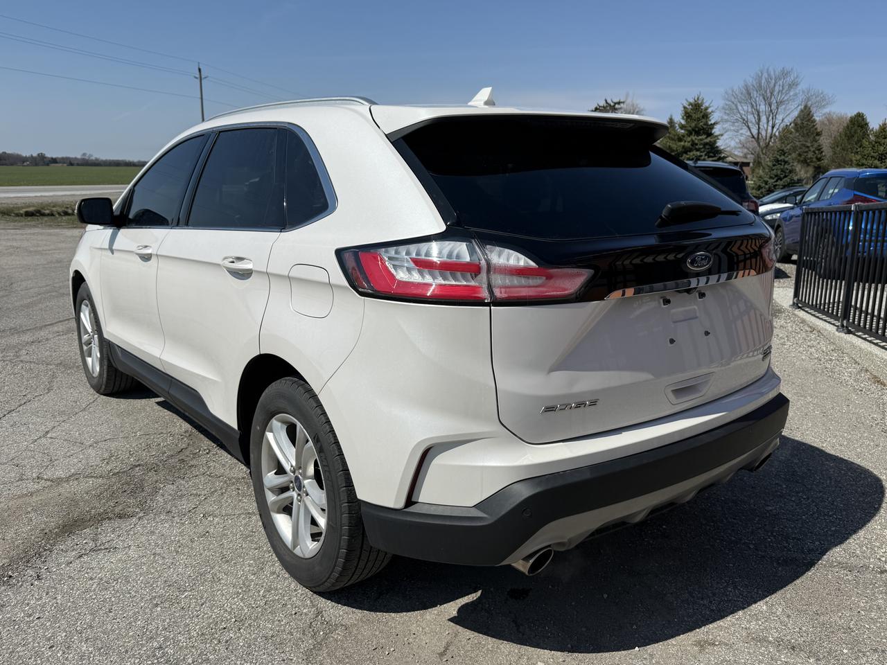 2019 Ford Edge SEL | AWD | Leather | Backup Camera Photo2