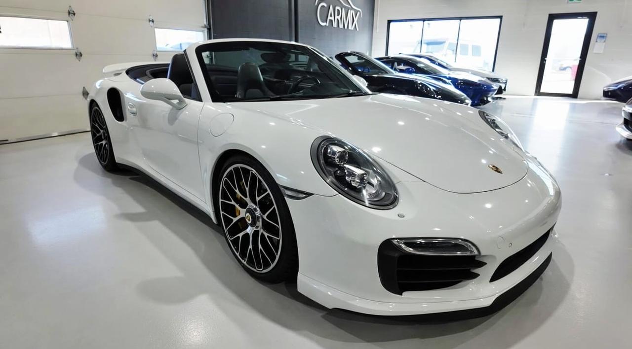 2014 Porsche 911 Turbo S Photo0