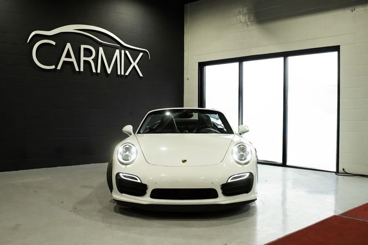 2014 Porsche 911 Turbo S Photo