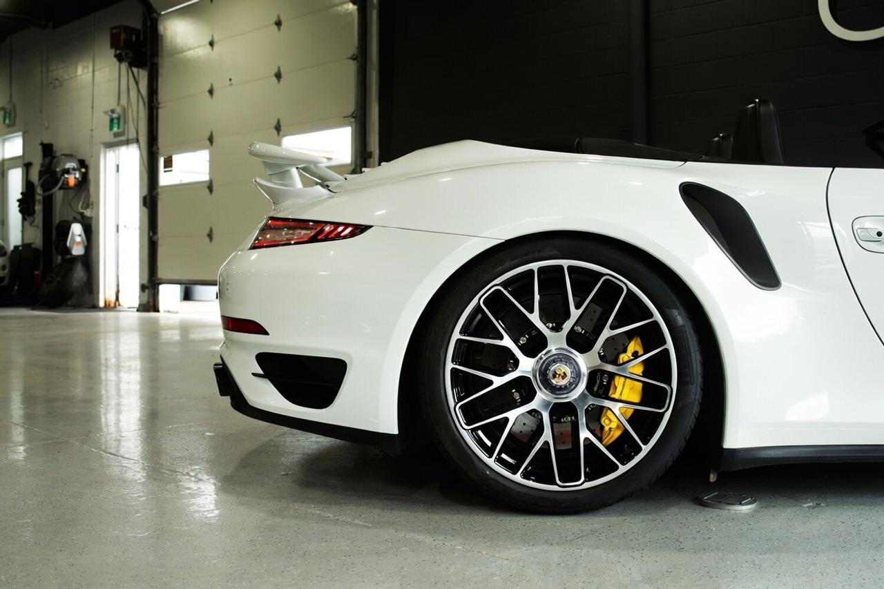 2014 Porsche 911 Turbo S Photo