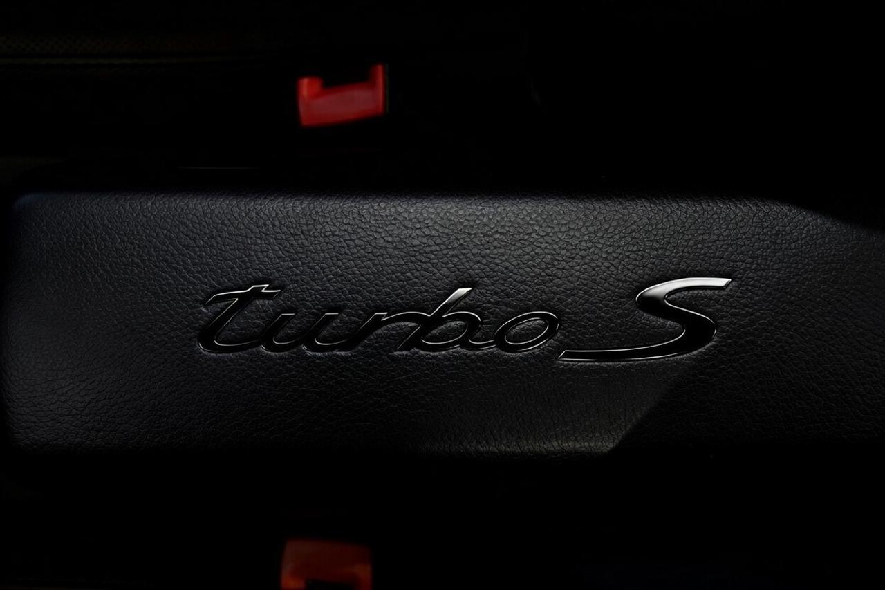 2014 Porsche 911 Turbo S Photo