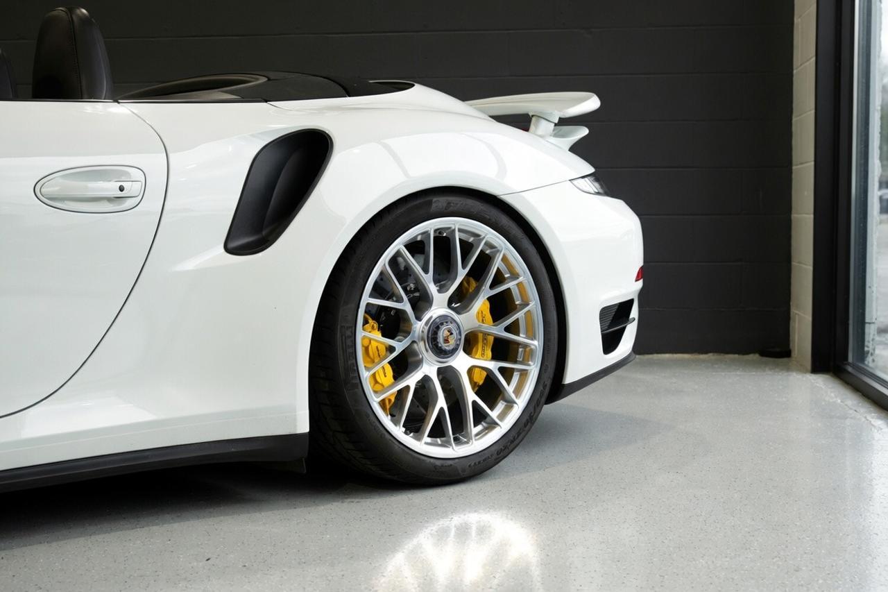 2014 Porsche 911 Turbo S Photo