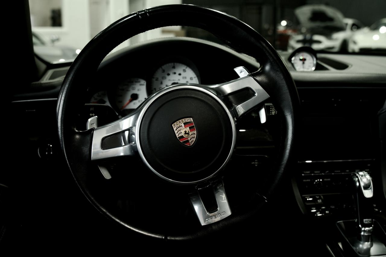 2014 Porsche 911 Turbo S Photo