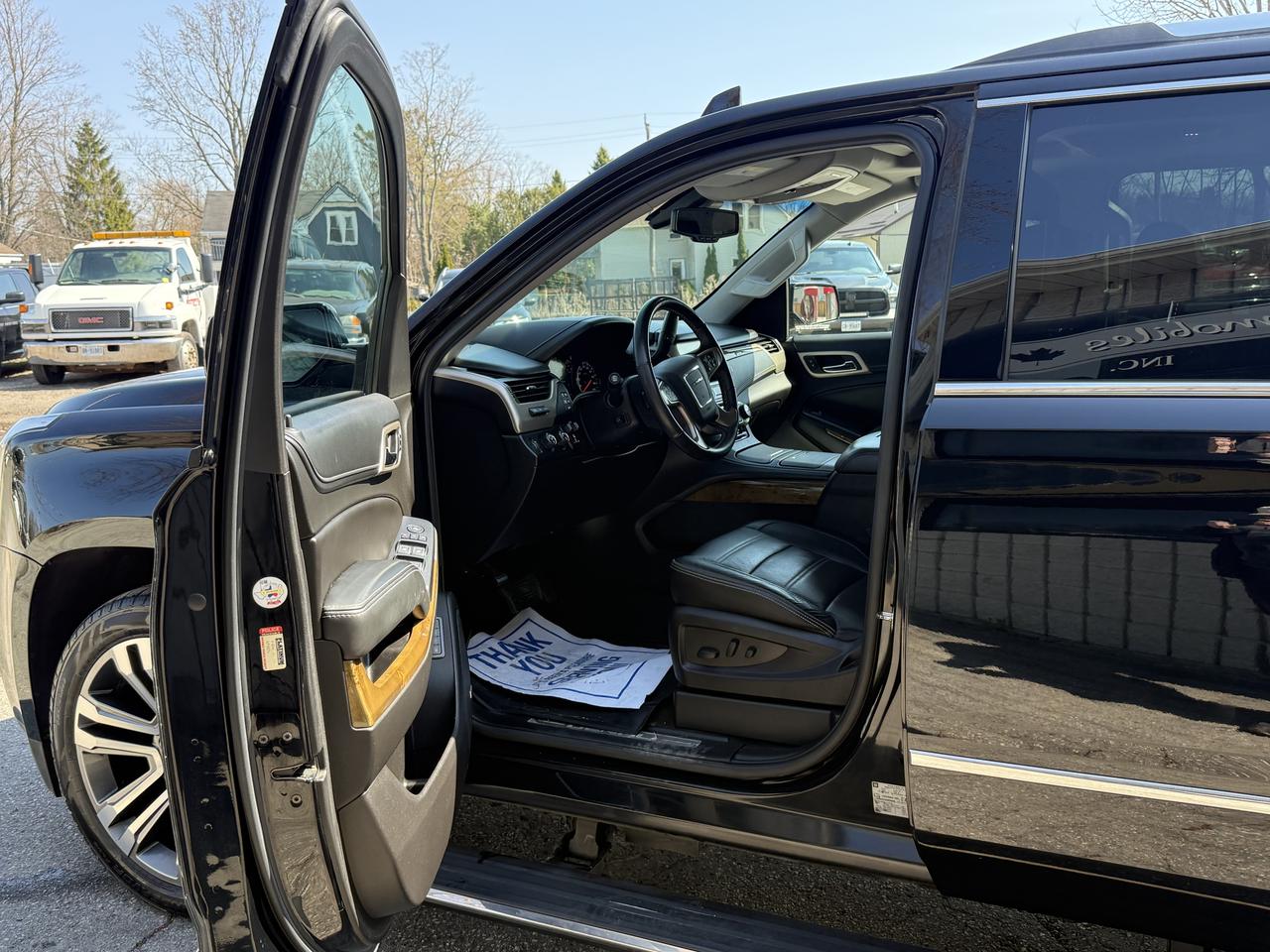 2017 GMC Yukon Denali Photo