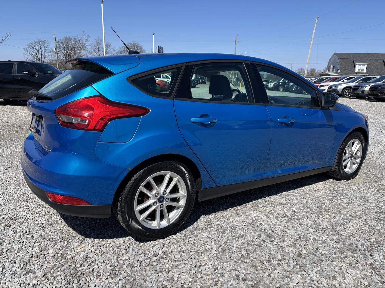 2015 Ford Focus SE *30 FORD DEALER SERVICE RECORDS* Photo