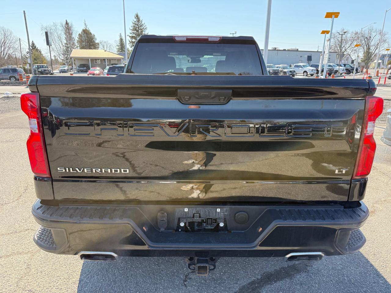 2024 Chevrolet Silverado 1500 LT Trail Boss 6.2L! Heated Steering and Seats! Photo