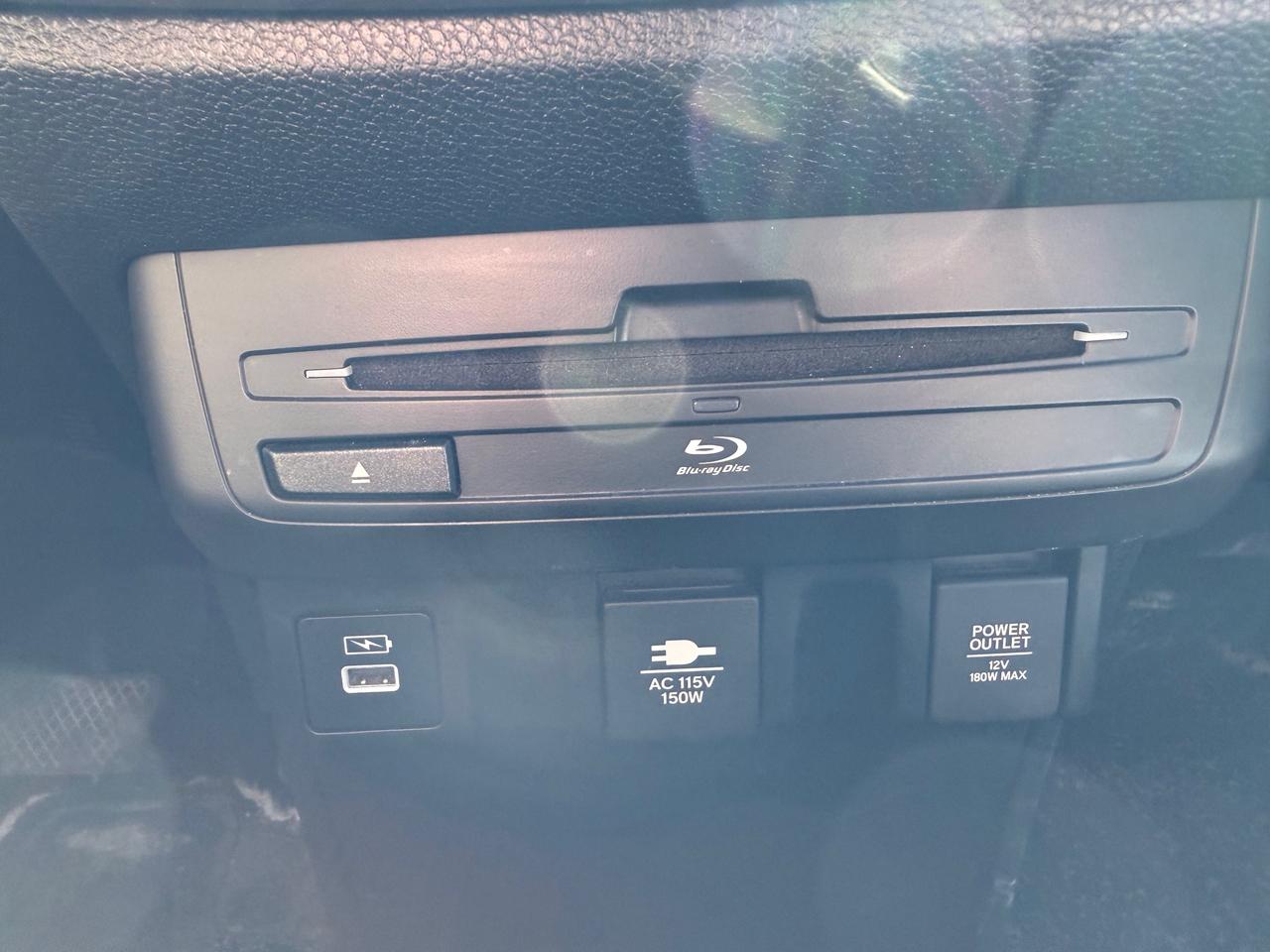 2024 Honda Odyssey Black Edition BlueRay! Sunroof! Leather! NAV! Photo