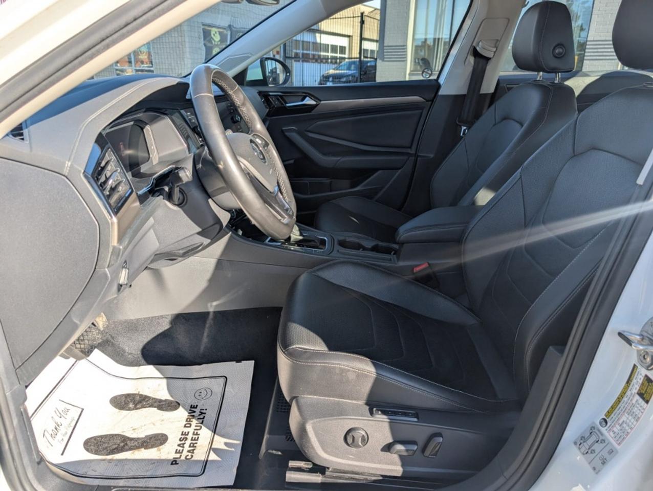 2019 Volkswagen Jetta * EXECLINE * NAVI * PANO ROOF - Photo #10