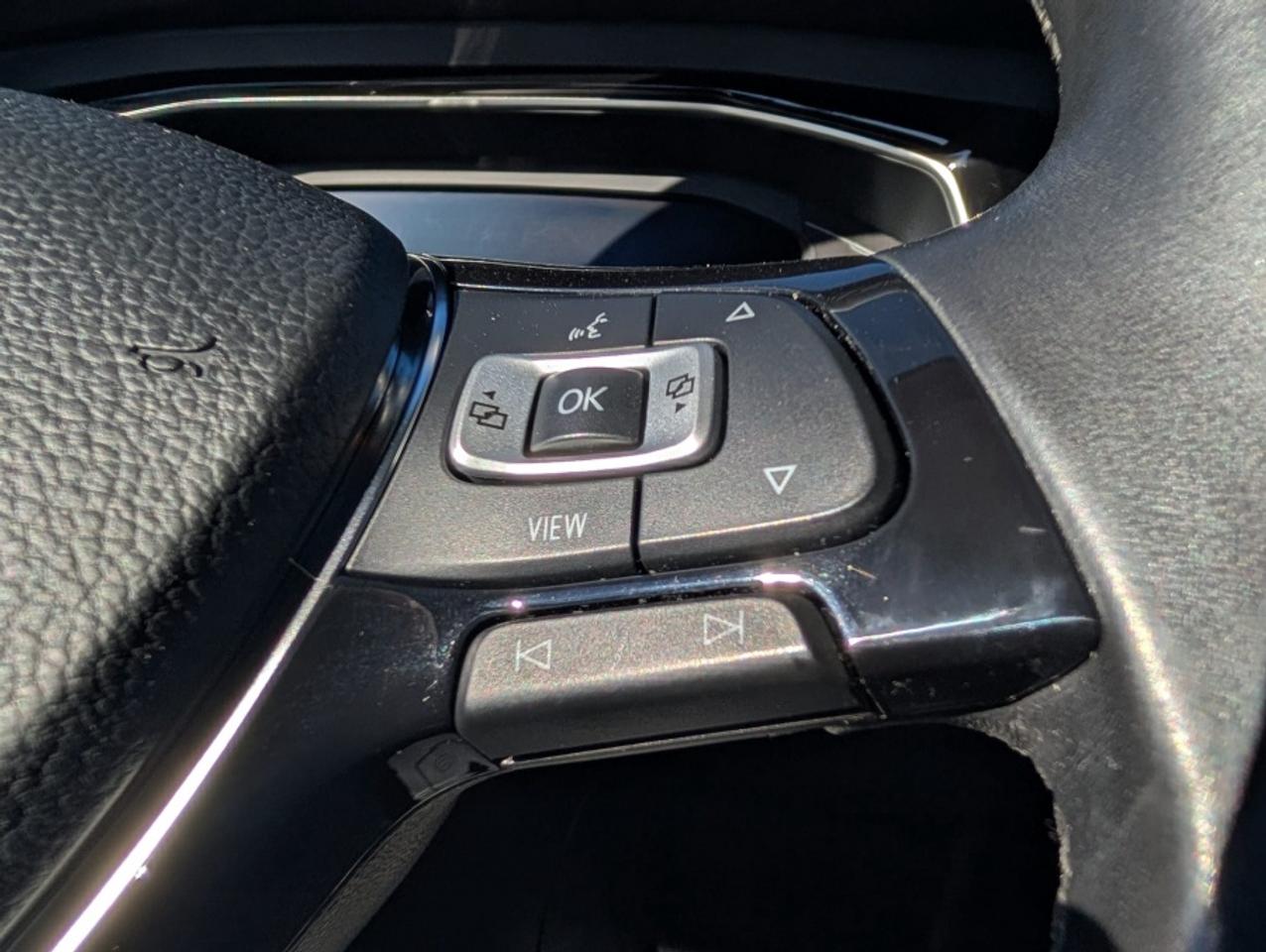 2019 Volkswagen Jetta * EXECLINE * NAVI * PANO ROOF - Photo #14