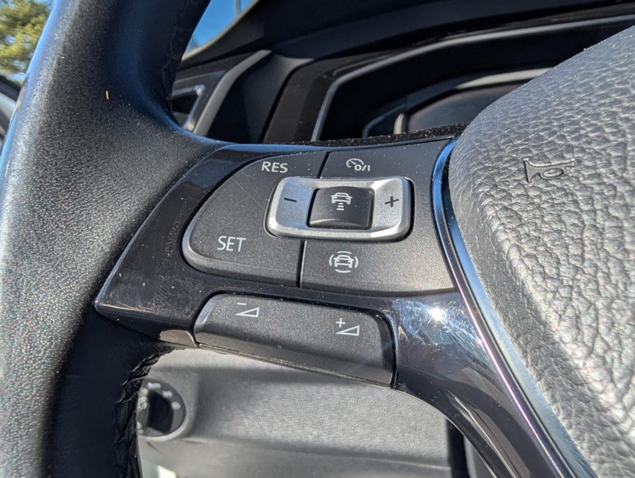 2019 Volkswagen Jetta * EXECLINE * NAVI * PANO ROOF - Photo #13