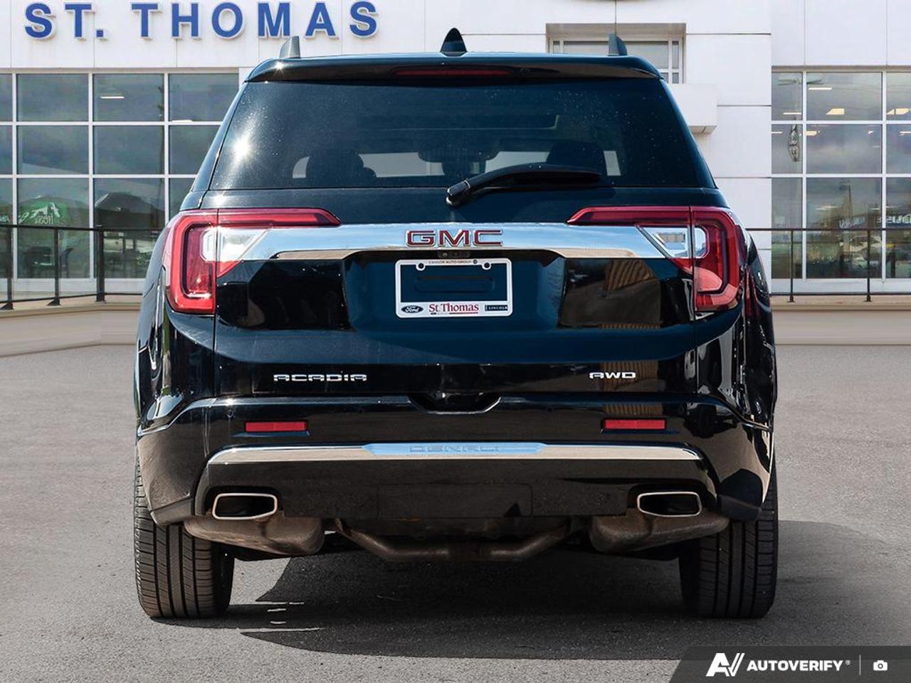 2021 GMC Acadia Denali Photo