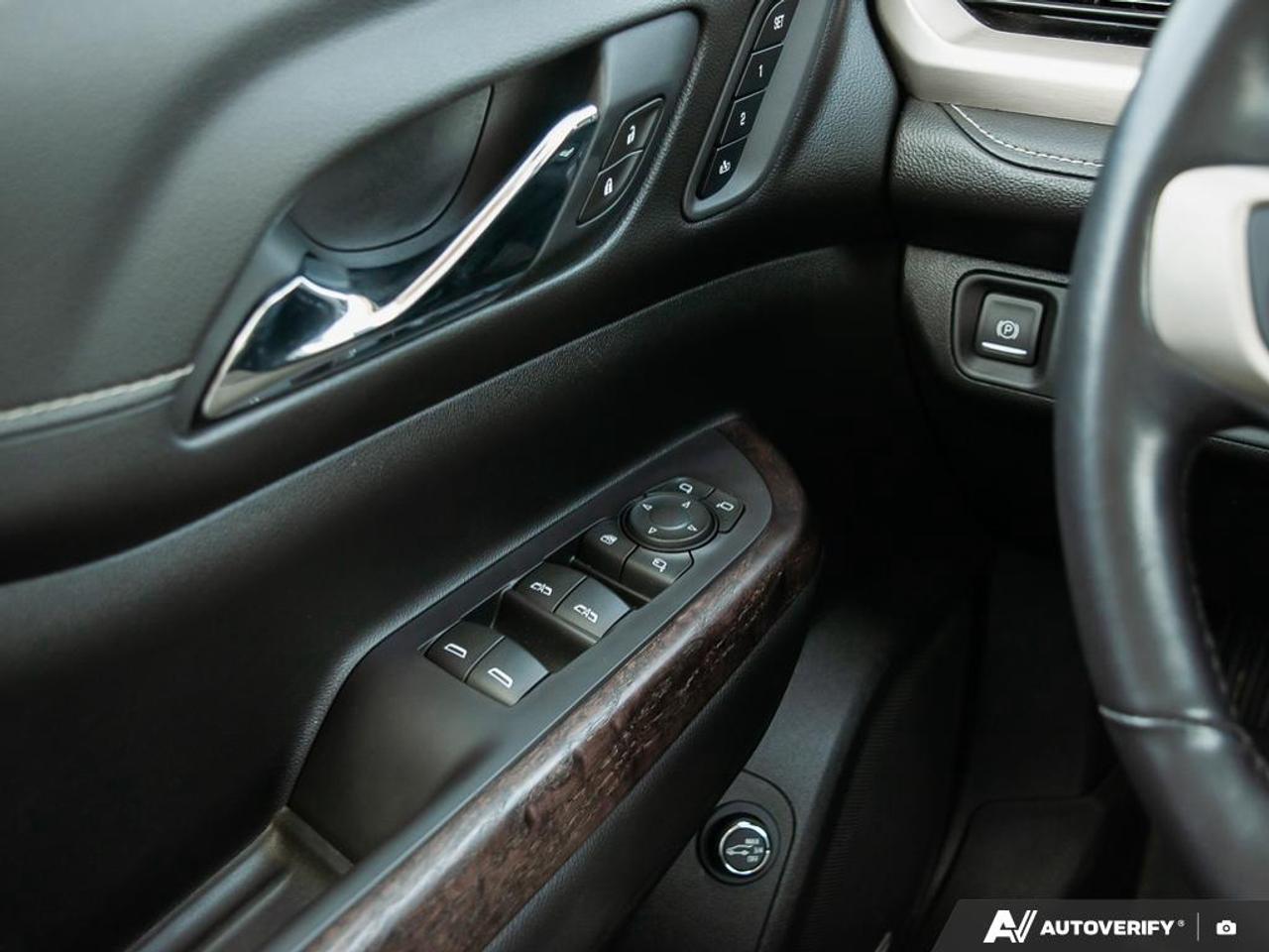 2021 GMC Acadia Denali Photo