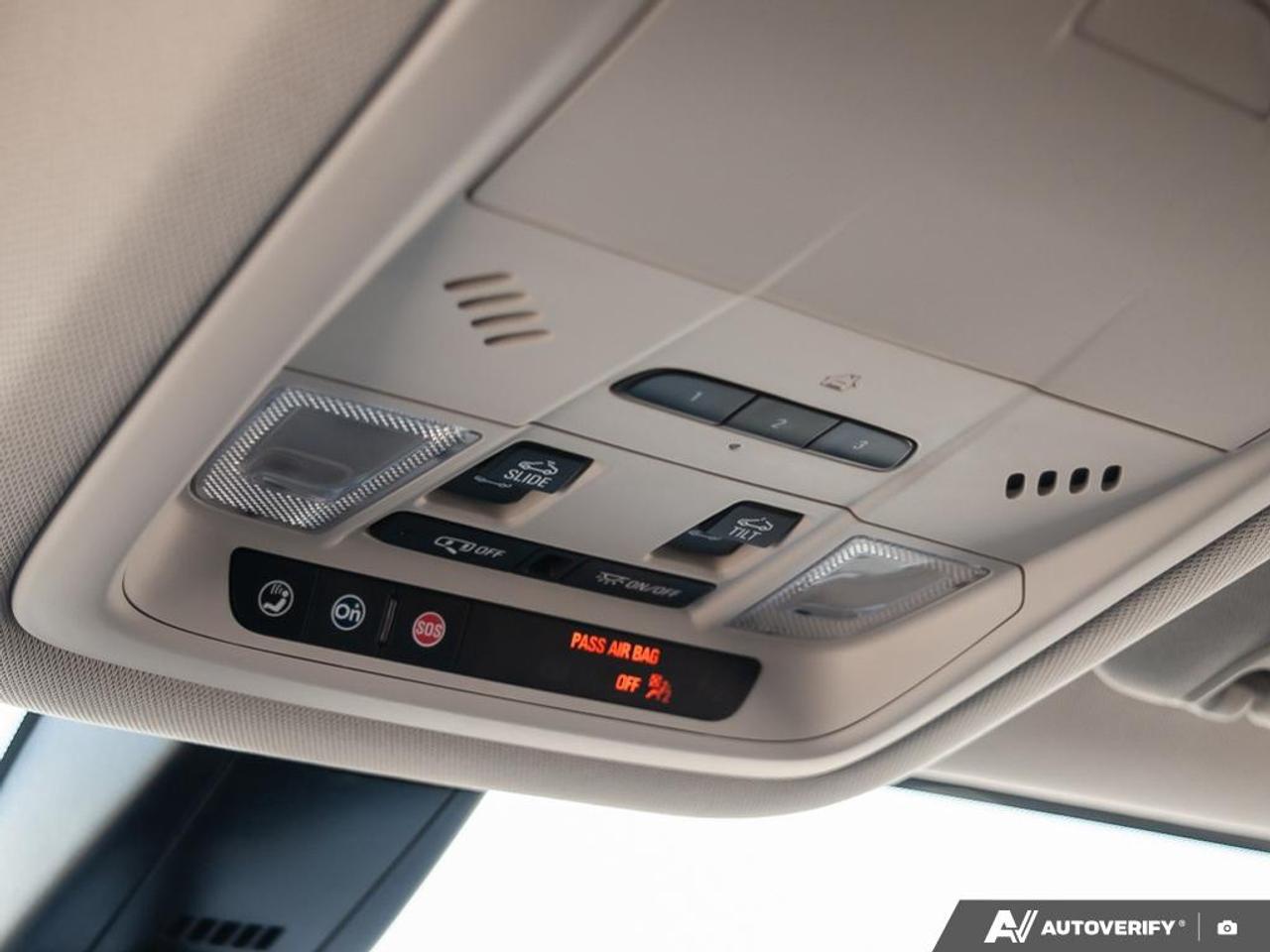 2021 GMC Acadia Denali Photo