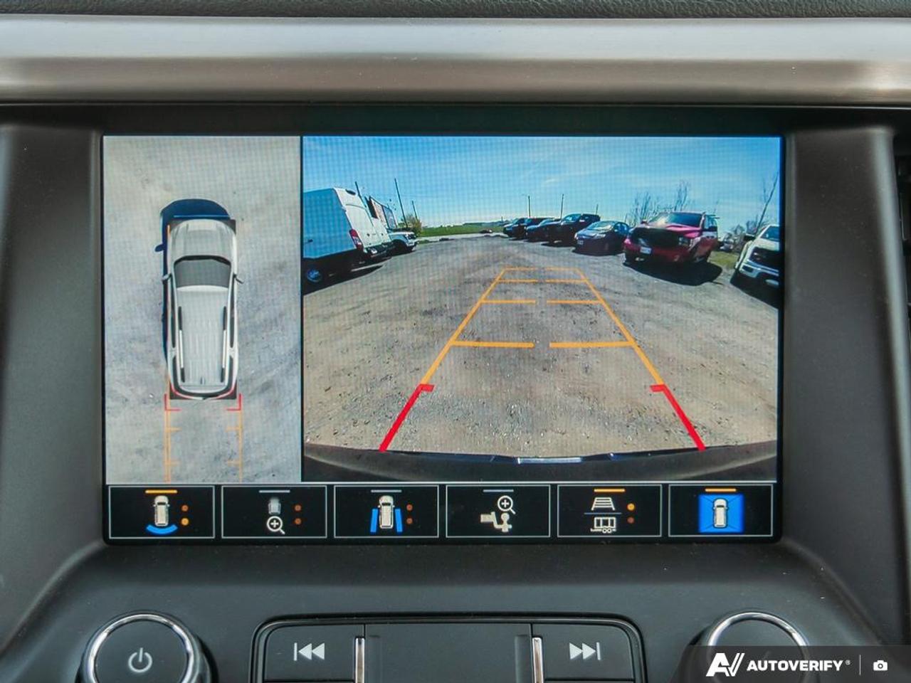 2021 GMC Acadia Denali Photo