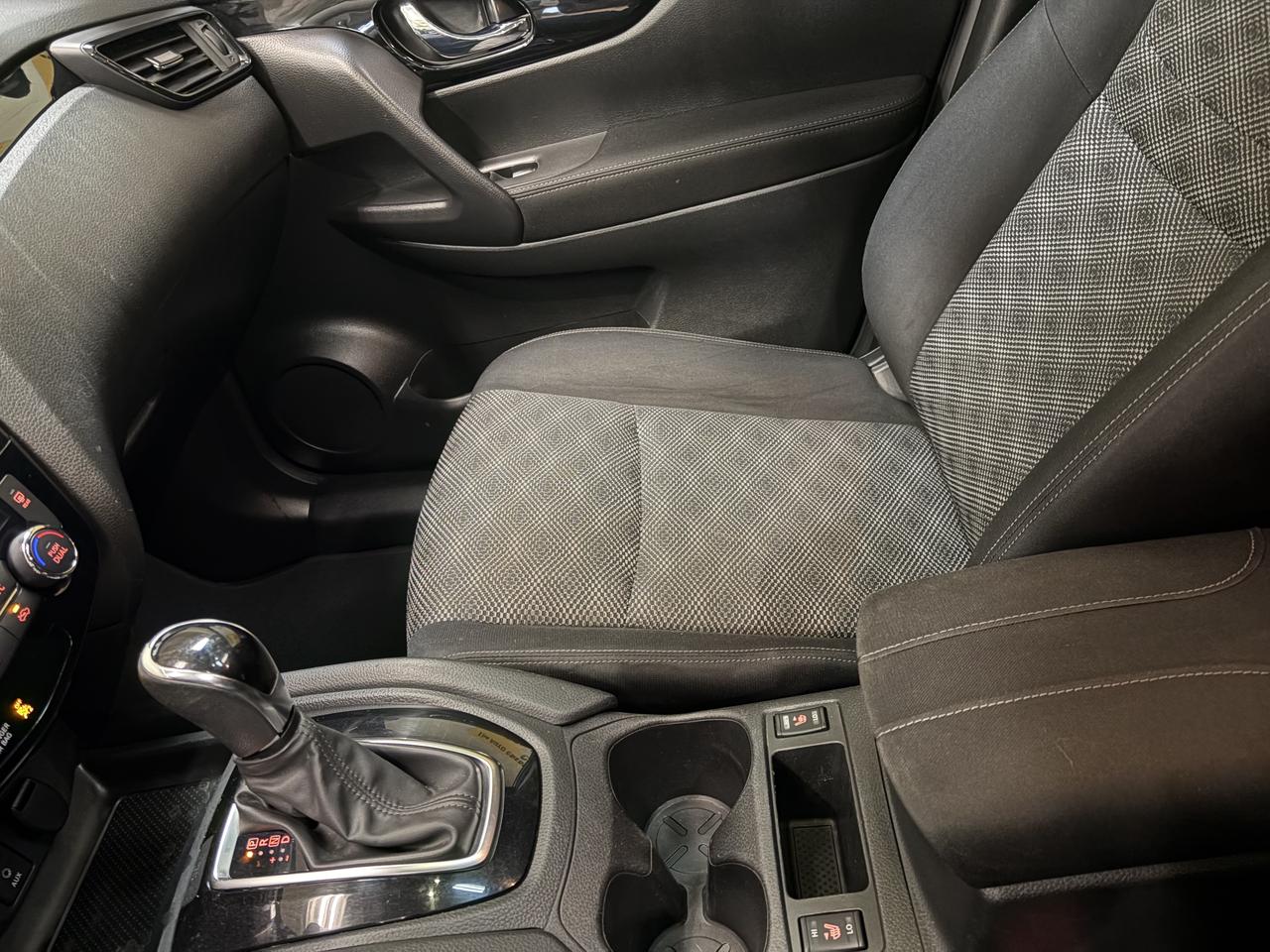 2018 Nissan Qashqai SV Photo