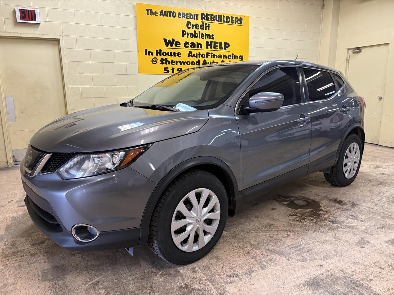 2018 Nissan Qashqai SV Photo2