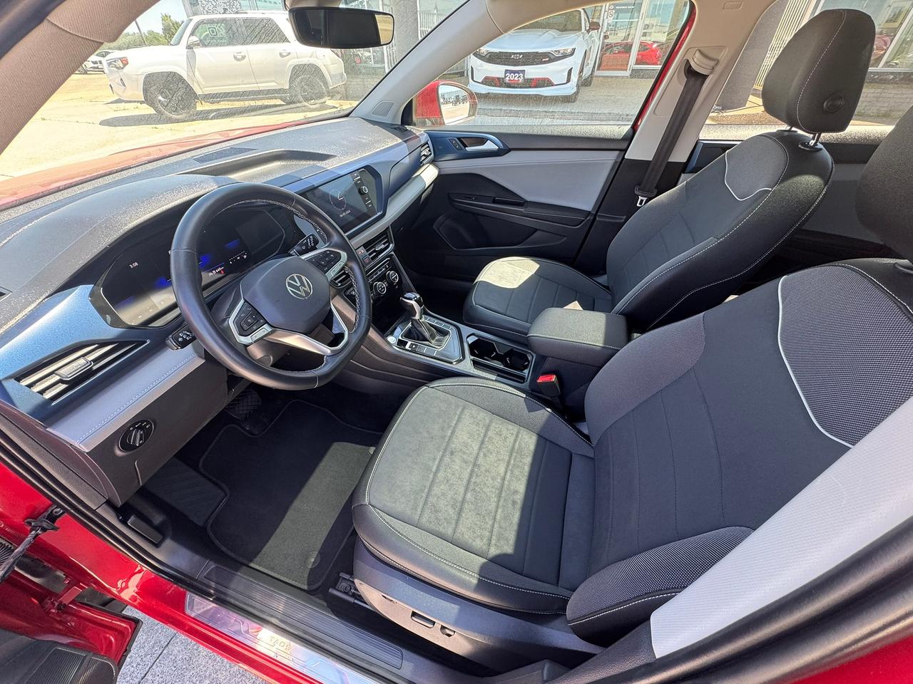 2024 Volkswagen Taos Comfortline Photo