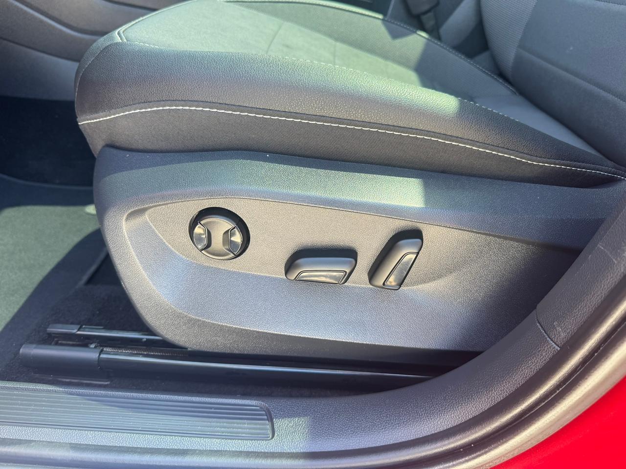 2024 Volkswagen Taos Comfortline Photo