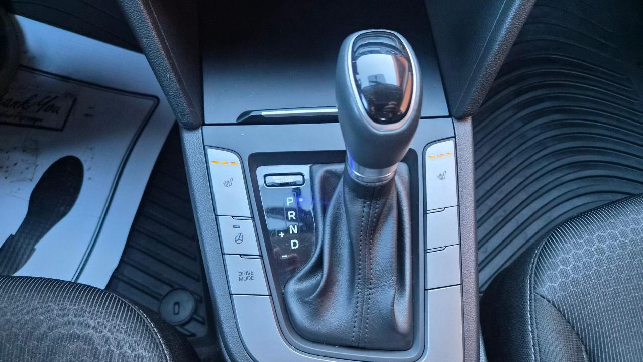 2018 Hyundai Elantra GL AUTO Photo