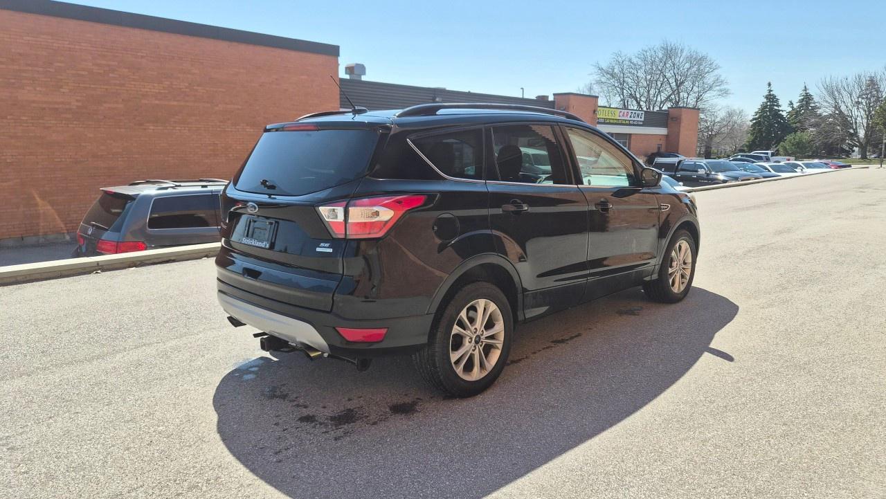 2018 Ford Escape SE FWD Photo4