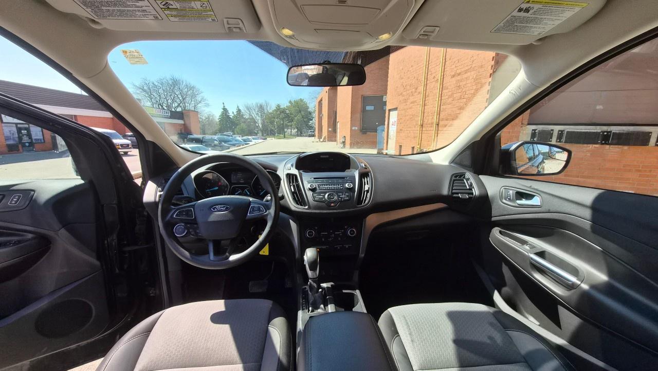 2018 Ford Escape SE FWD Photo