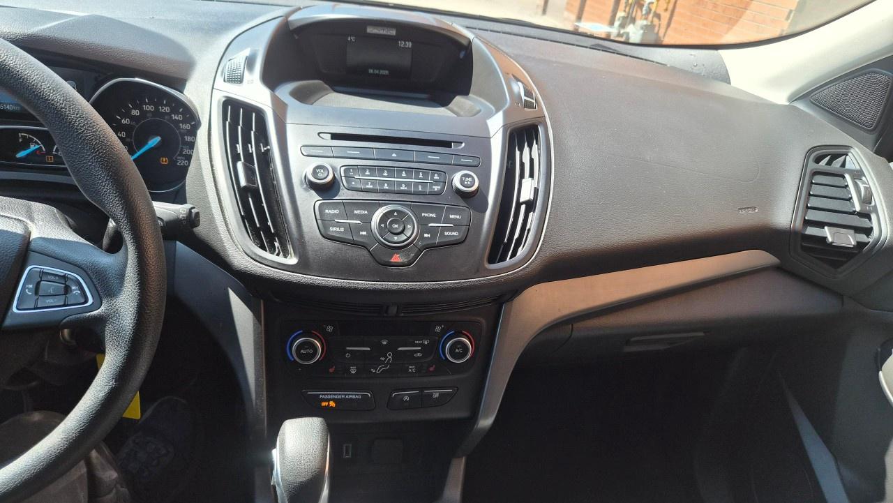 2018 Ford Escape SE FWD Photo
