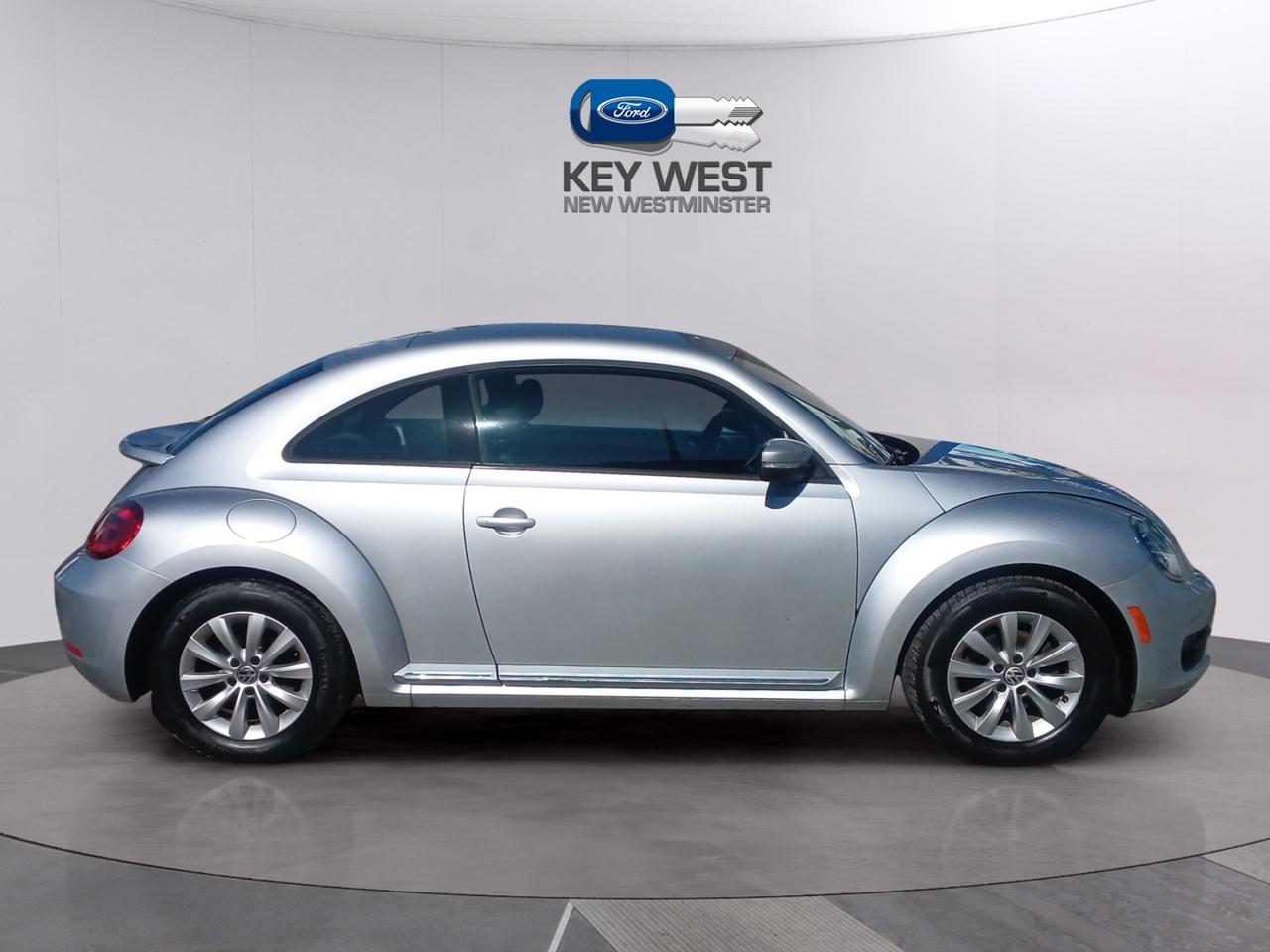 2012 Volkswagen Beetle COMFORTLINE Photo4