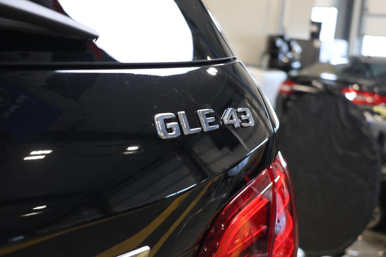 2017 Mercedes-Benz GLE GLE43 AMG - PANO|NAVI|360CAM|2xRIM&TIRES Photo