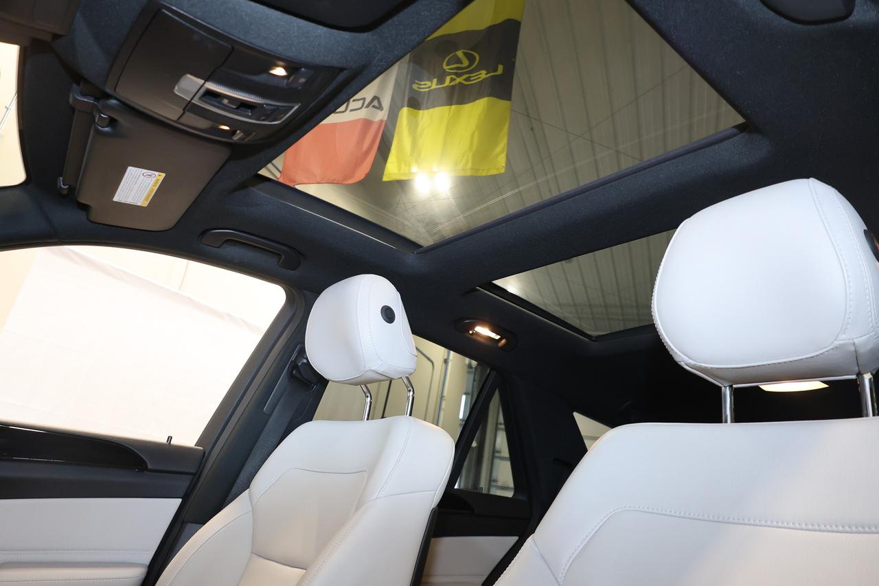 2017 Mercedes-Benz GLE GLE43 AMG - PANO|NAVI|360CAM|2xRIM&TIRES Photo