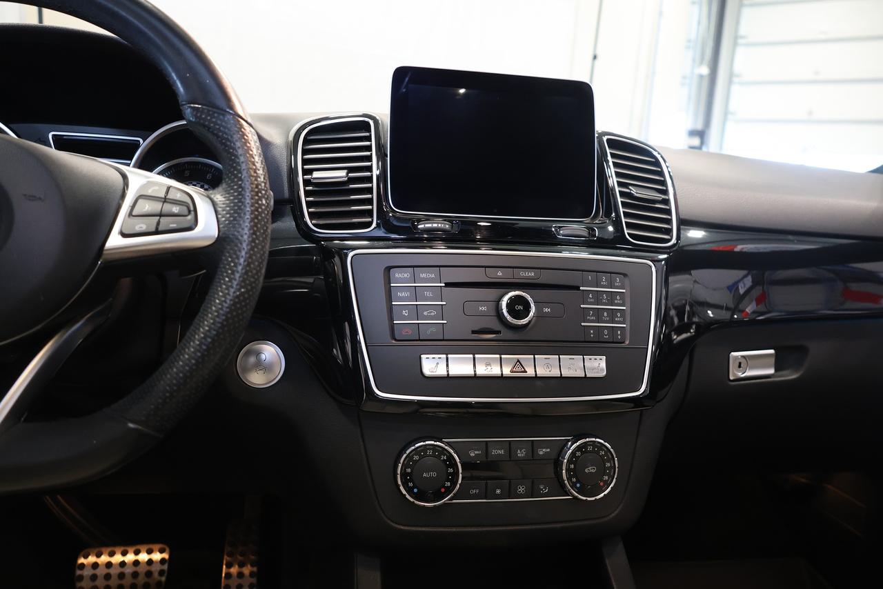 2017 Mercedes-Benz GLE GLE43 AMG - PANO|NAVI|360CAM|2xRIM&TIRES Photo