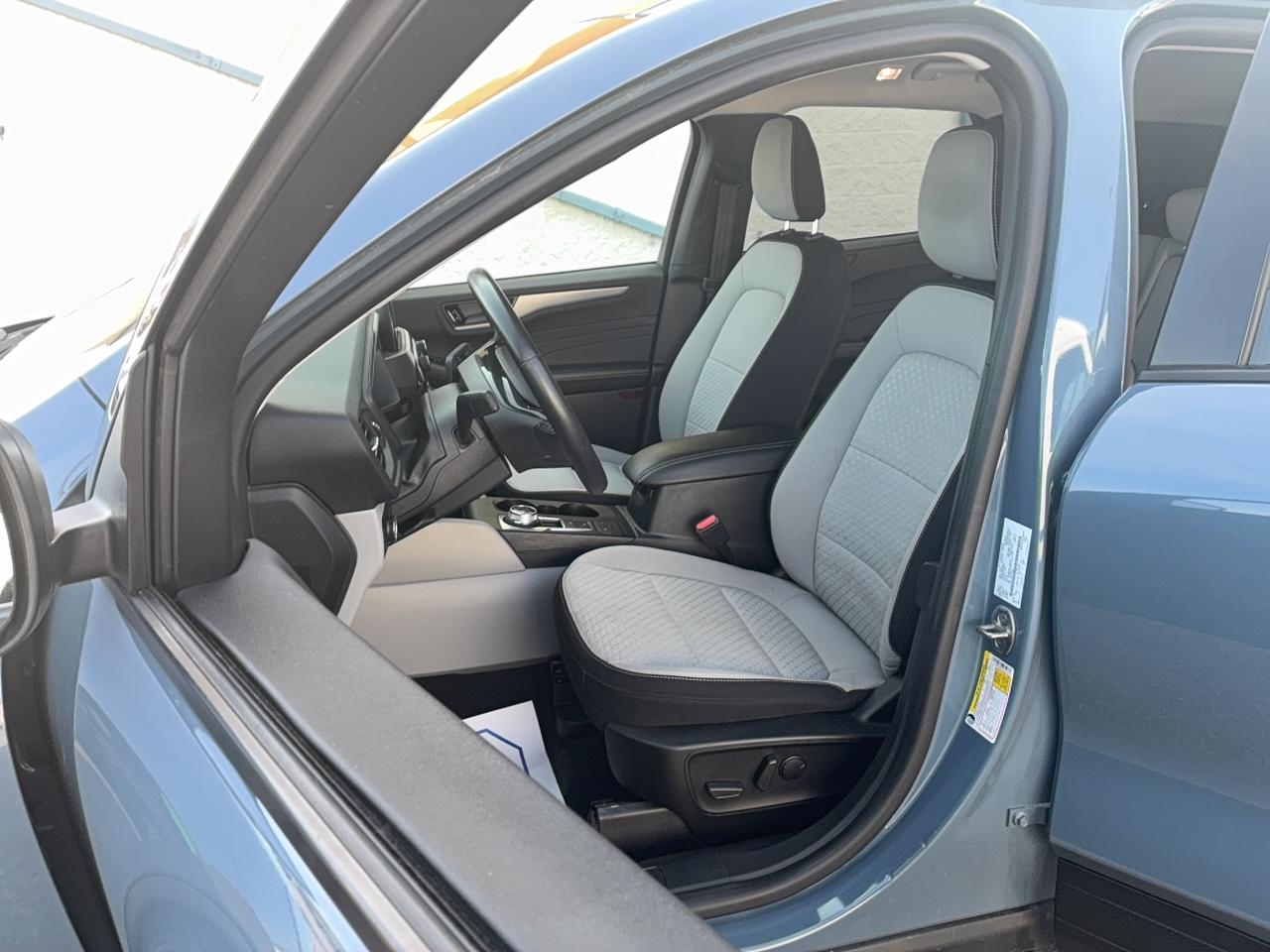 2023 Ford Escape Active AWD 1.5L3cylGas HeatedSeats&SterringWheel Photo