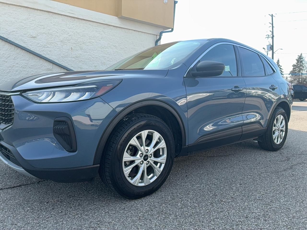 2023 Ford Escape Active AWD 1.5L3cylGas HeatedSeats&SterringWheel Photo