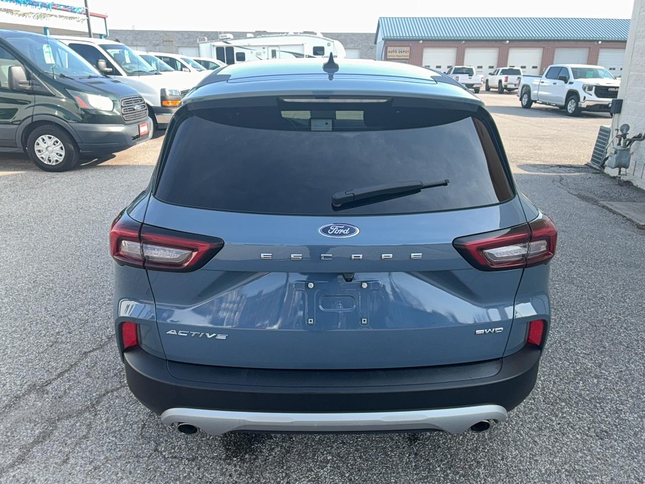 2023 Ford Escape Active AWD 1.5L3cylGas HeatedSeats&SterringWheel Photo