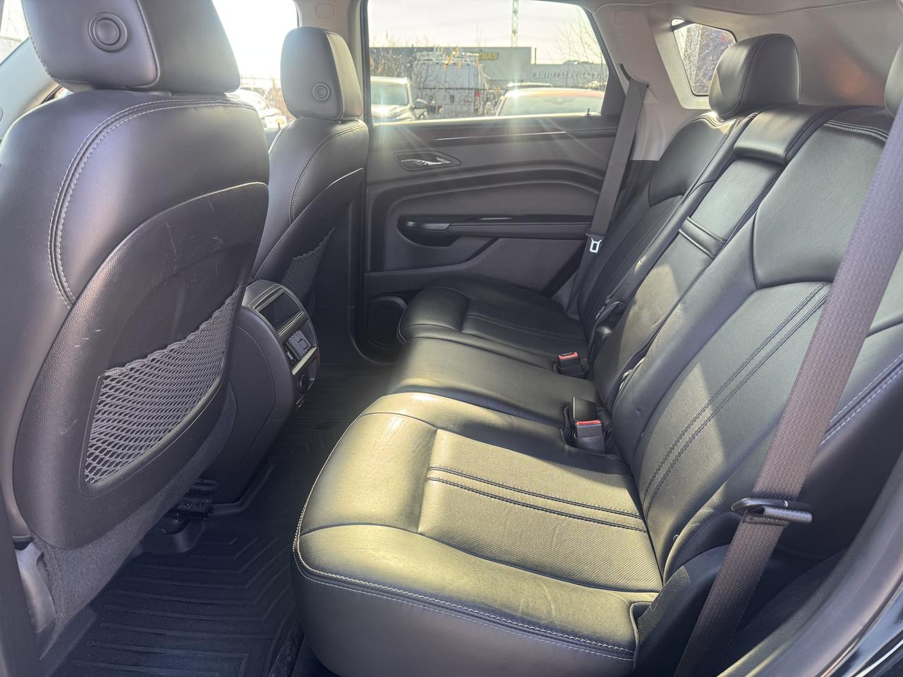 2015 Cadillac SRX Luxury Photo