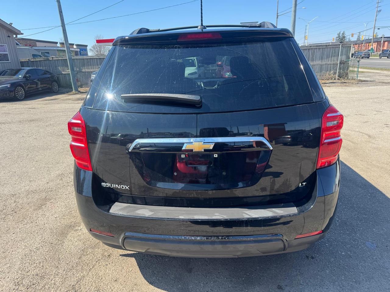 2017 Chevrolet Equinox LT, ONE OWNER, NO ACCIDENTS, CERTIFIED Photo3