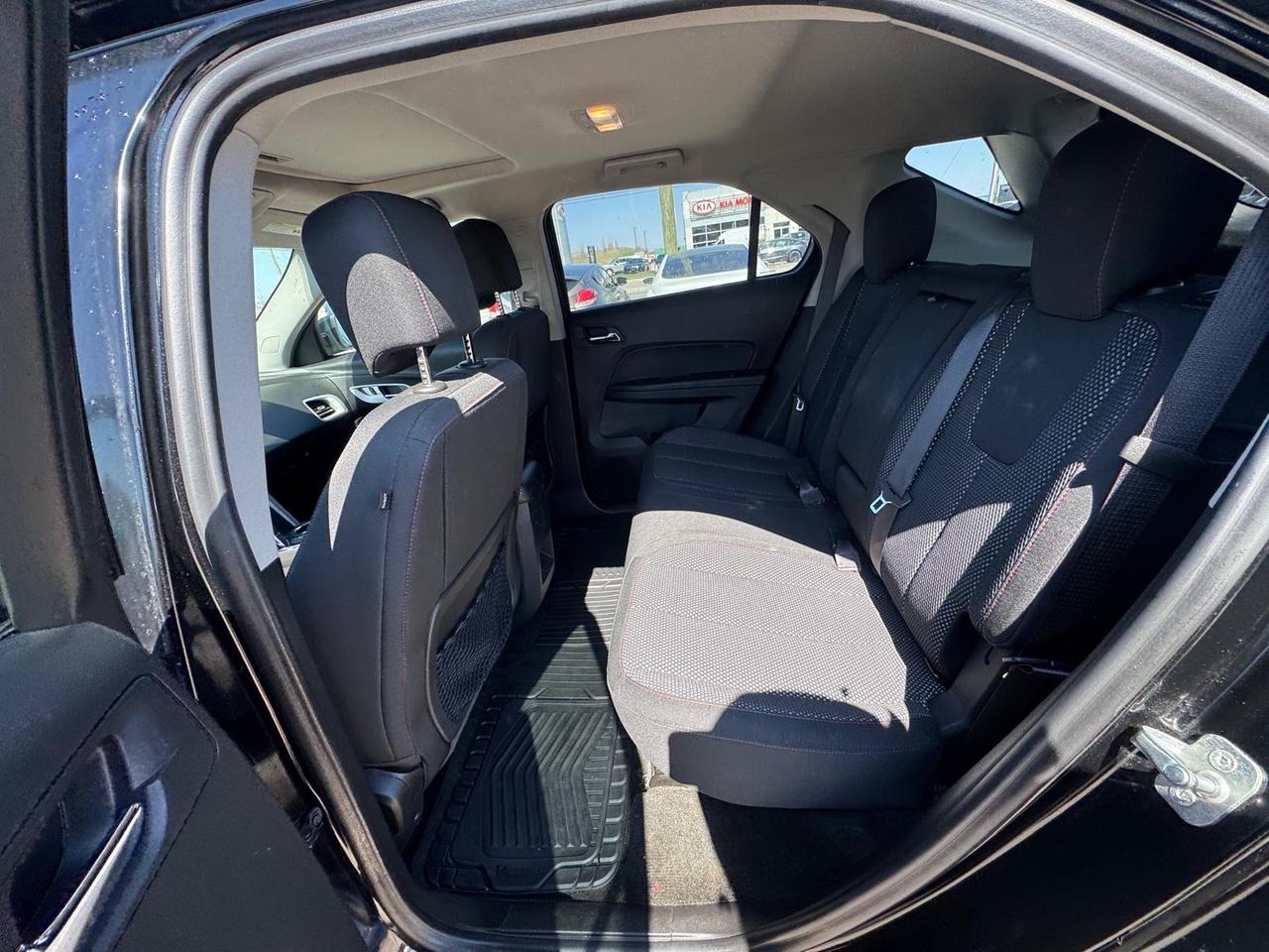 2017 Chevrolet Equinox LT, ONE OWNER, NO ACCIDENTS, CERTIFIED Photo