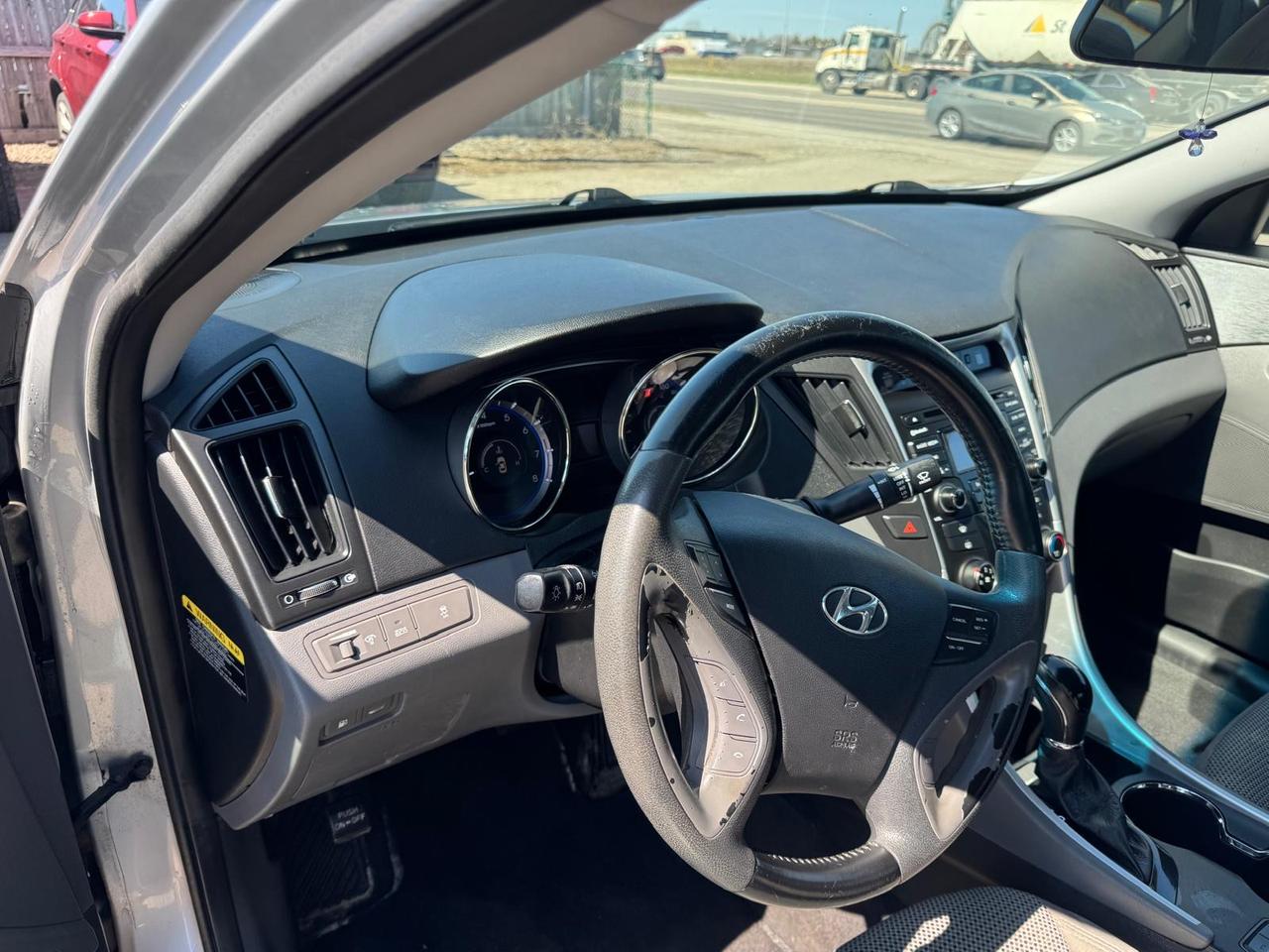 2012 Hyundai Sonata GLS, WELL MAINTAINED, DRIVES GREAT, CERTIFIED Photo