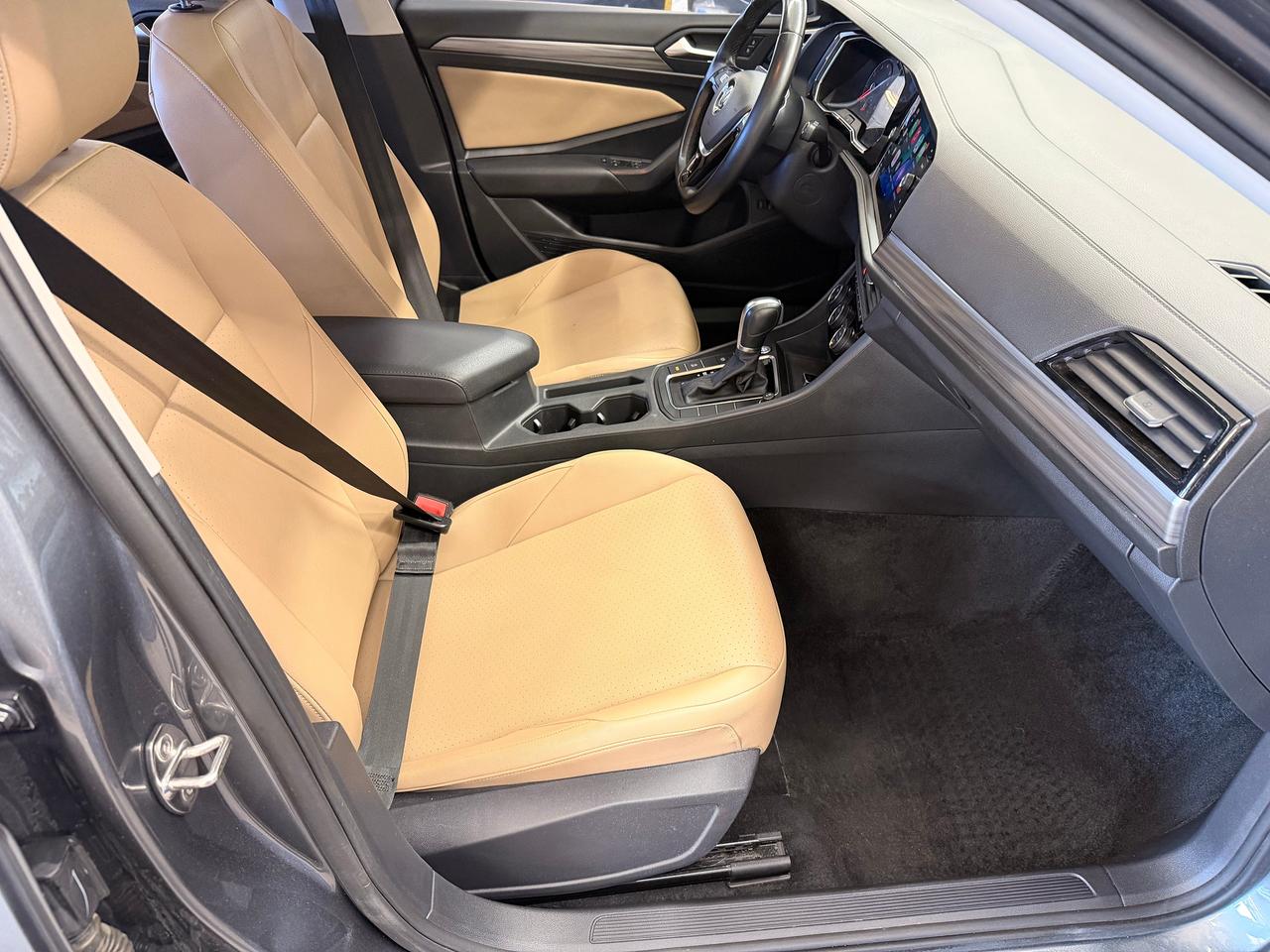 2019 Volkswagen Jetta Highline+Sunroof+New Tires+CLEAN CARFAX++ Photo22
