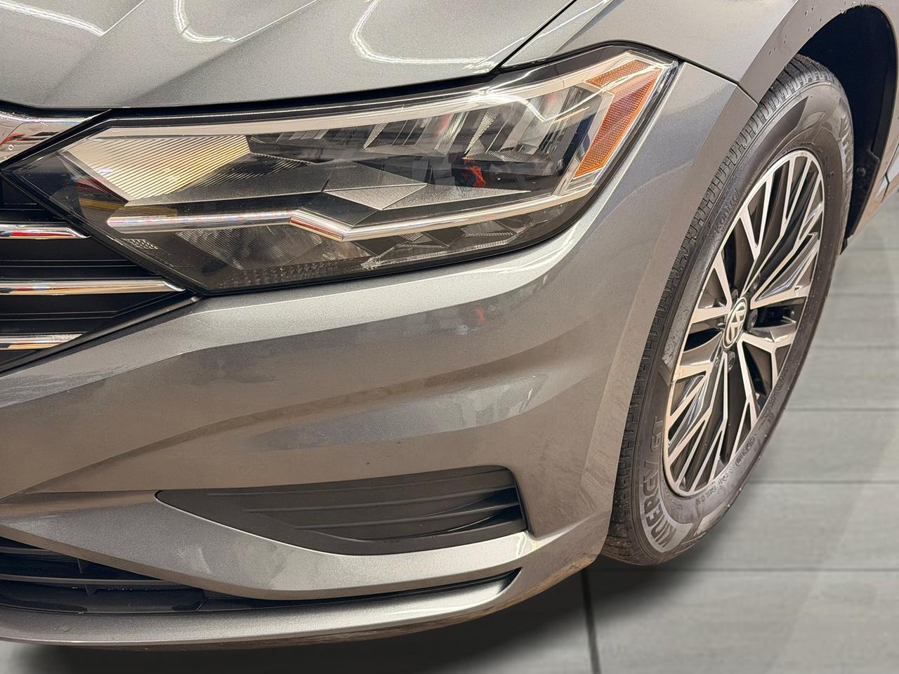 2019 Volkswagen Jetta Highline+Sunroof+New Tires+CLEAN CARFAX++ Photo111