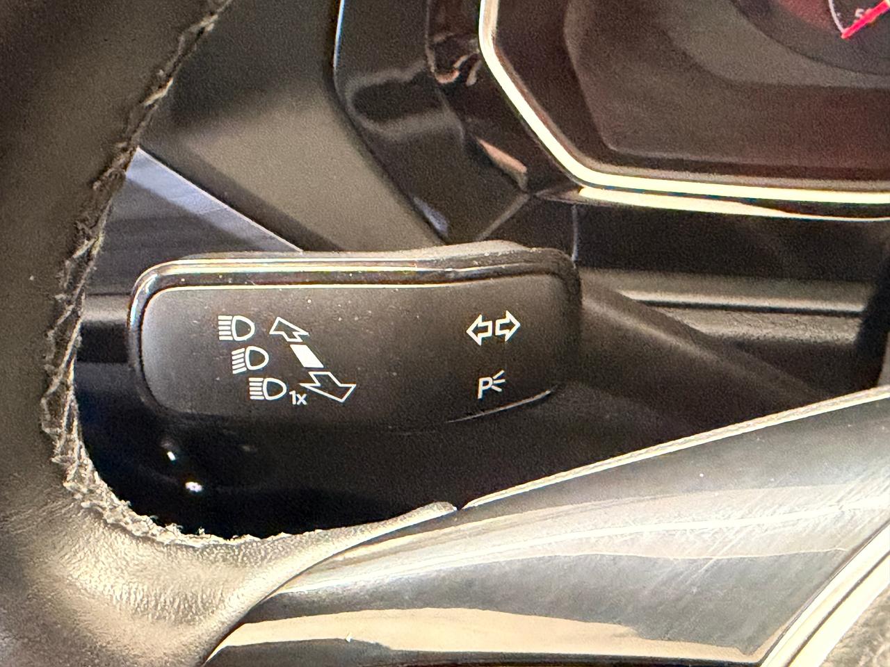 2019 Volkswagen Jetta Highline+Sunroof+New Tires+CLEAN CARFAX++ Photo123