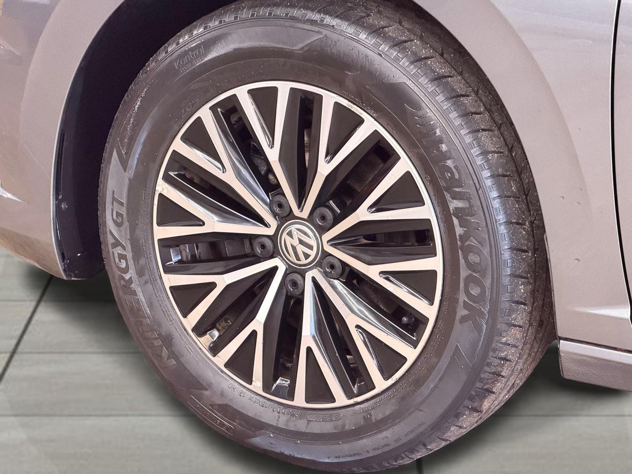 2019 Volkswagen Jetta Highline+Sunroof+New Tires+CLEAN CARFAX++ Photo126