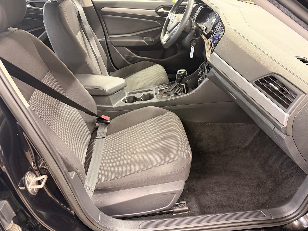 2019 Volkswagen Jetta Comfortline+Camera+Heated Seats+LED Lights++ Photo20